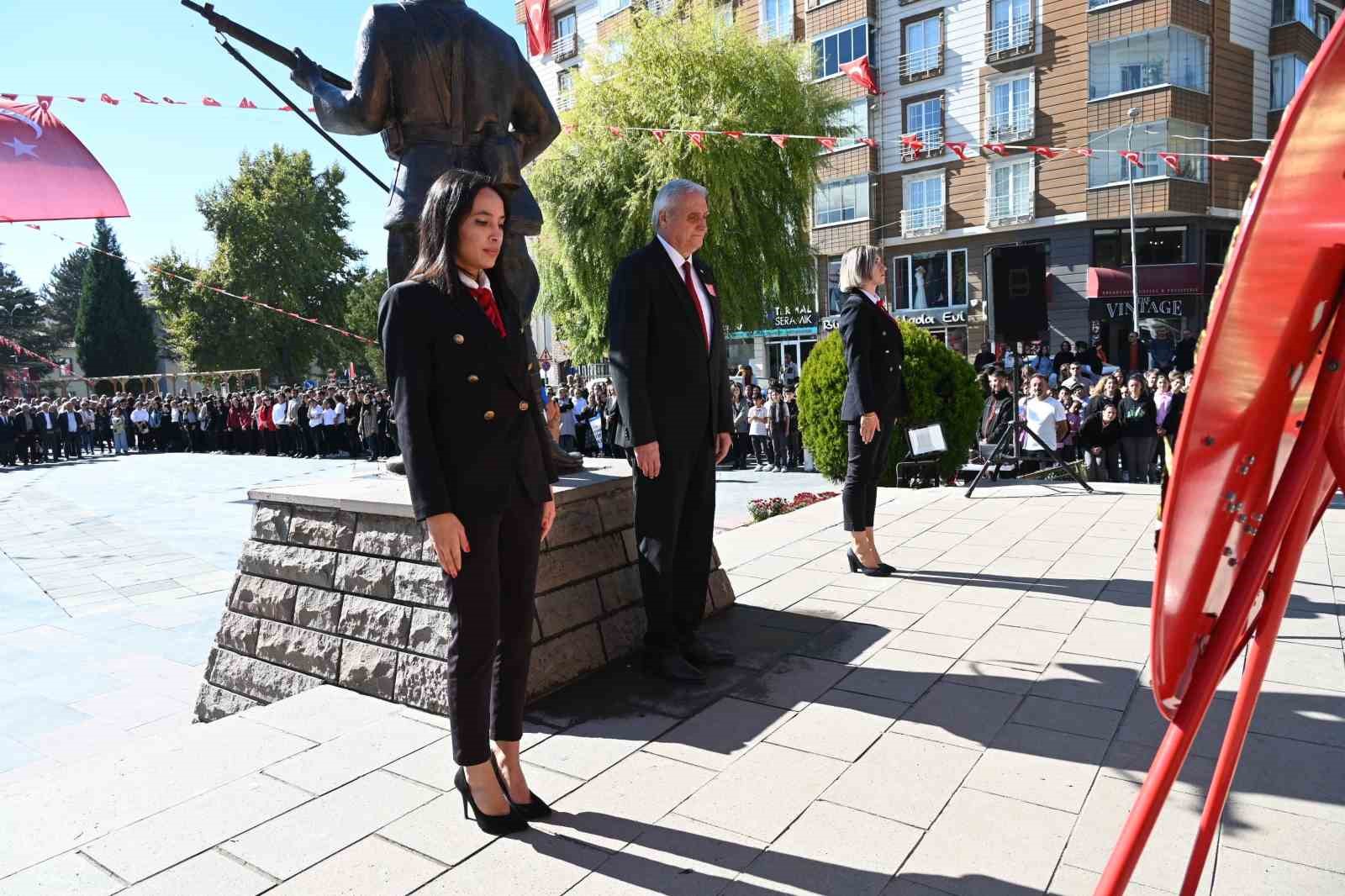 Cumhuriyet’in 101. yaşı Bozüyük’te çeşitli etkinliklerle kutlanıyor