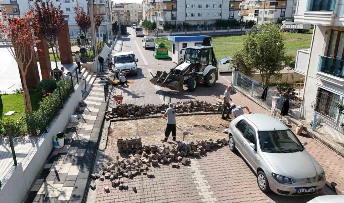 DARICA’DA BELEDİYE EKİPLERİ, YAKLAŞAN KIŞ ÖNCESİ YOLLARDA ULAŞIM KONFORUNU ARTIRMAK