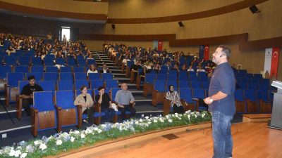 DÜZCE ÜNİVERSİTESİ KARİYER GELİŞTİRME VE MEZUN İZLEME UYGULAMA ARAŞTIRMA MERKEZİ