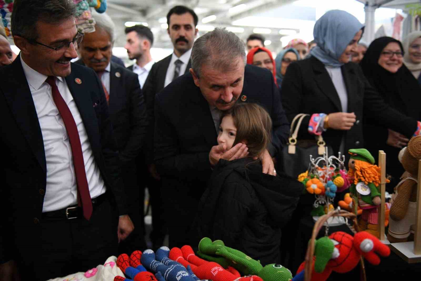 Erenler’de tamamlanan projeler açıldı,yapılacak olan projeler tanıtıldı