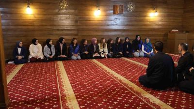 DÜZCE GENÇLİK VE SPOR İL MÜDÜRLÜĞÜ’NE BAĞLI GÖNÜLLÜ GENÇLER, CAMİLER