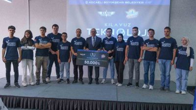 KOCAELİ'DEN BU YIL TEKNOFEST’E KATILAN KILAVUZ TEKNOLOJİ MERKEZİ TAKIMLARI; HAVADA,