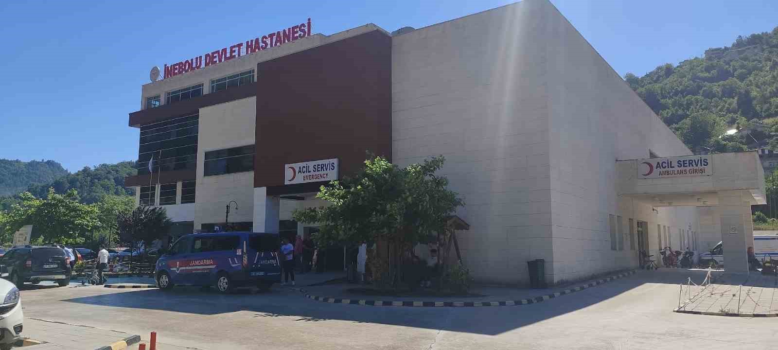 KASTAMONU’NUN İNEBOLU İLÇESİNDE MANTARDAN ZEHİRLENEN AYNI AİLEDEN 6 KİŞİ HASTANEYE