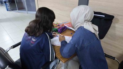 DÜZCE ÜNİVERSİTESİ’NDE ÖĞRENİM GÖREN ÖĞRENCİLER, DÜZCE GENÇLİK MERKEZİ’NDE ORTAOKUL VE