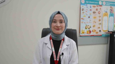 BİLECİK EĞİTİM VE ARAŞTIRMA HASTANESİNDE GÖREVLİ DİYETİSYEN ESMAN NUR CAN,