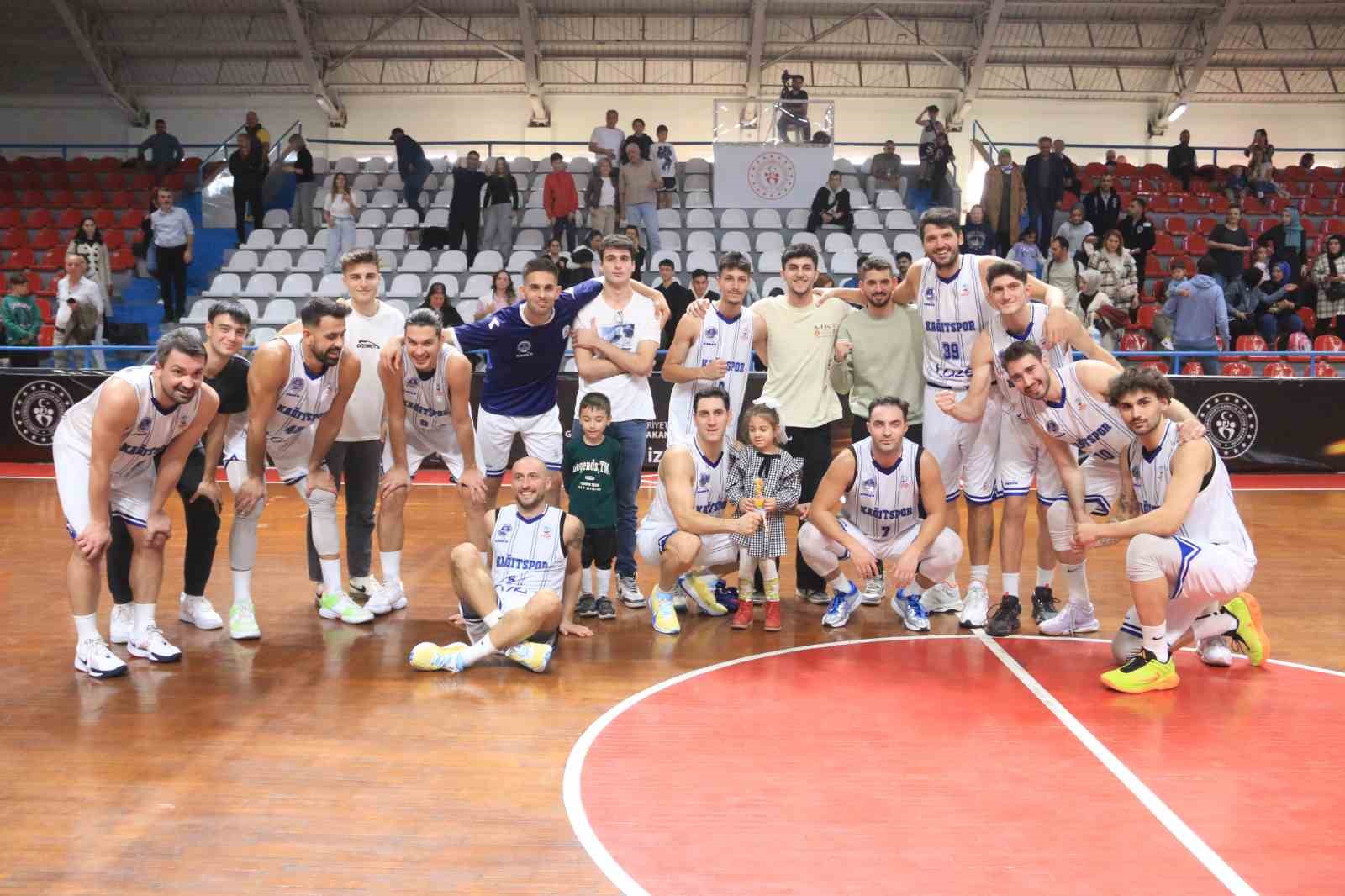 TB2L: Kocaeli BŞB Kağıtspor: 58 – Göztepe: 54