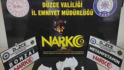 DÜZCE'DE POLİS VE JANDARMA NARKOTİK SUÇLARLA MÜCADELE EKİPLERİNİN YAPTIĞI OPERASYONLARDA