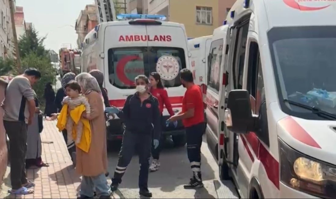 KOCAELİ'NİN ÇAYIROVA İLÇESİNDE APARTMANDA ÇIKAN YANGINDA 8 KİŞİ YOĞUN DUMAN