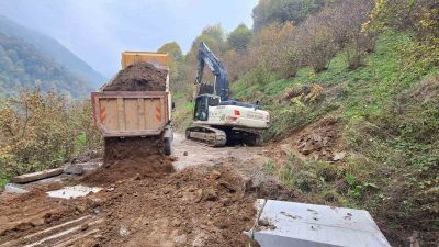 DÜZCE’DE YOLLARDA OLUŞABİLECEK SORUN VE SIKINTILARIN ÖNÜNE GEÇEBİLMEK İÇİN KUTU