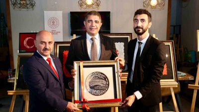 ANKARA MÜZİK VE GÜZEL SANATLAR ÜNİVERSİTESİ ÖNCÜLÜĞÜ’NDE HAZIRLANAN 100+1 KARMA