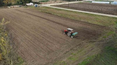 TARIM AKADEMİSİ 16 DÖNÜM ARAZİYE ARPA VE YULAF EKİMİ GERÇEKLEŞTİRDİ.