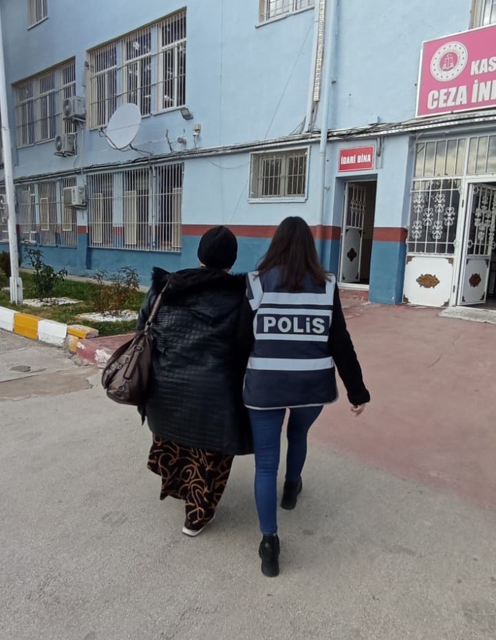 KASTAMONU'DA 22 AYRI SUÇTAN 7 YIL 8 AY AY 14
