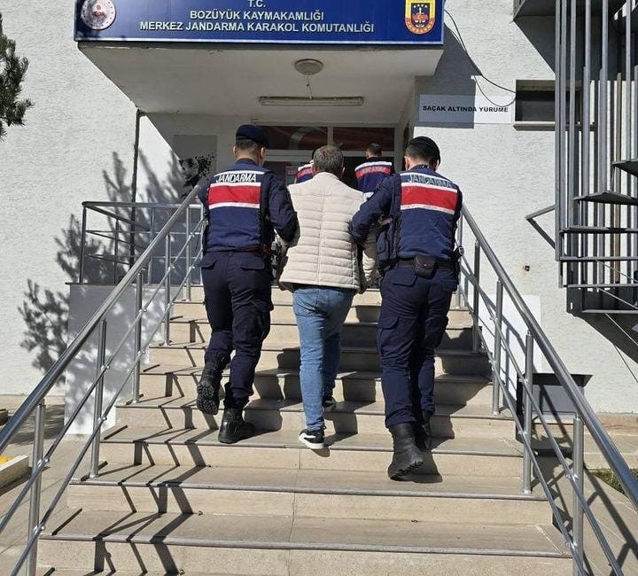 BİLECİK İL JANDARMA KOMUTANLIĞINA GELEN BİR İHBAR ÜZERİNE EKİPLER HAREKETE