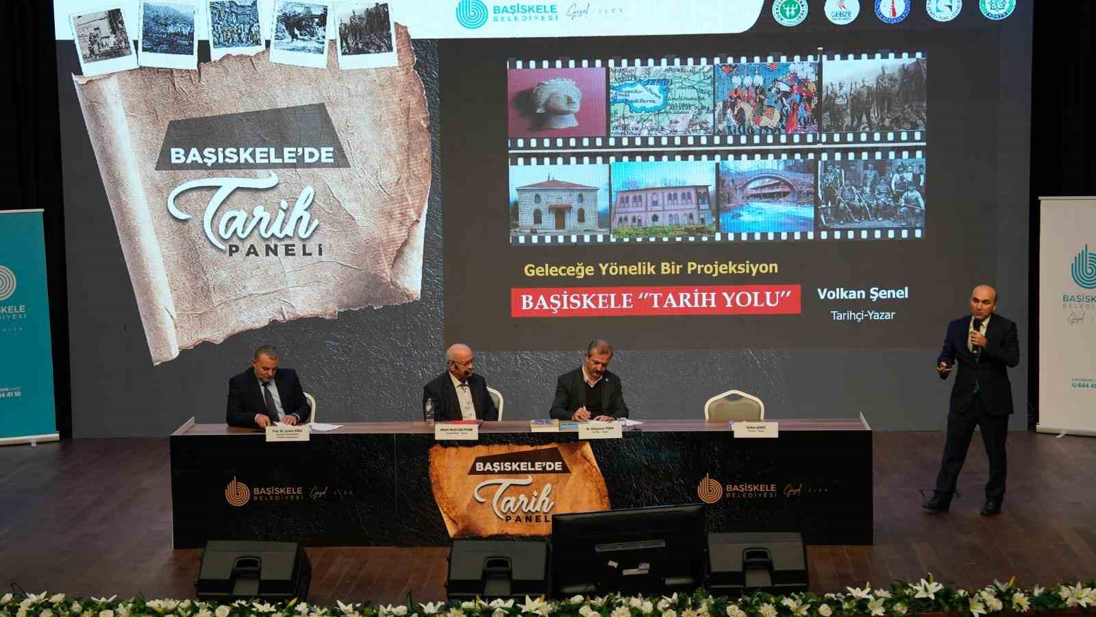 BAŞİSKELE'DE İLÇENİN TARİHİ VE KÜLTÜREL DEĞERLERİNİ KONU ALAN PANEL DÜZENLENDİ.