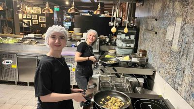 BOZÜYÜK'TE ERASMUS PROJESİ KAPSAMINDA ÖĞRENCİ VE ÖĞRETMENLER AVUSTURYA'YA GİTTİLER