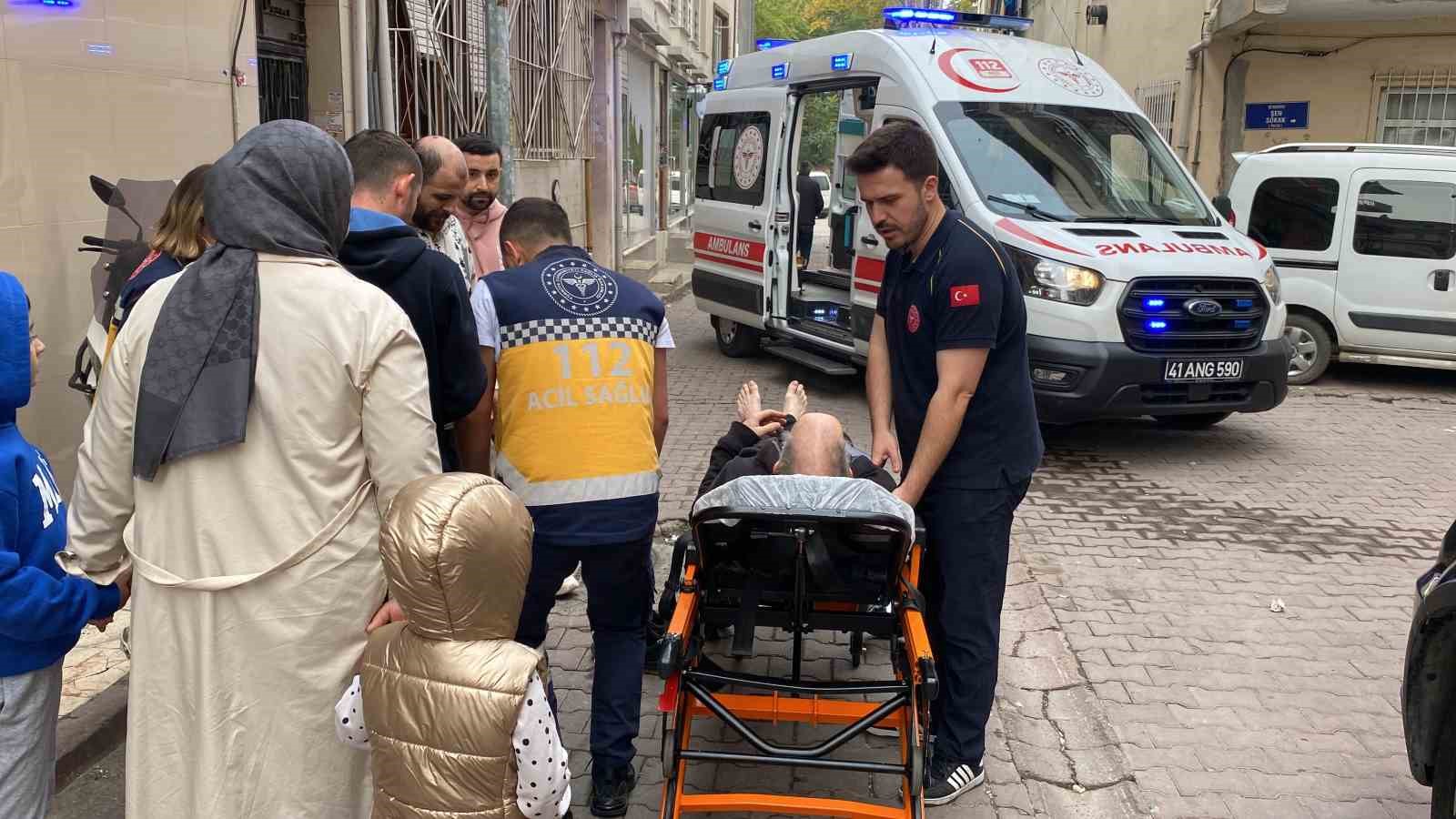 MUSTAFA Ç. İLE EŞİ AYŞE Ç. EVDEN ÇIKMAYA ÇALIŞIRKEN DÜŞEREK