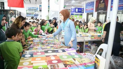 ÇAYIROVA KİTAP GÜNLERİ'NİN 5'İNCİSİ 18-24 KASIM TARİHLERİ ARASINDA PROF. DR.