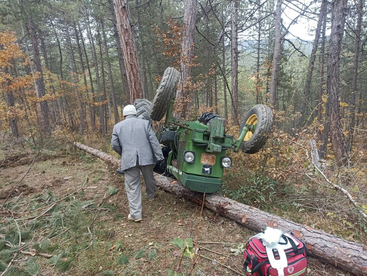 KASTAMONU'NUN DADAY İLÇESİNDE TRAKTÖRÜN DEVRİLMESİ NETİCESİNDE 1 KİŞİ HAYATINI KAYBDEVRİLEN