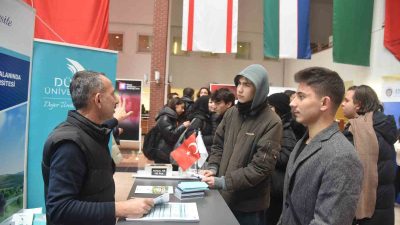 DÜZCE ÜNİVERSİTESİ, ESKİŞEHİR ANADOLU ÜNİVERSİTESİ ÖĞRENCİ MERKEZİ’NDE DÜZENLENEN ÜNİVERSİTE TANITIM