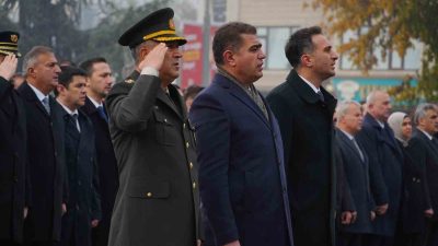 MUSTAFA KEMAL ATATÜRK'ÜN 86. ÖLÜM YIL DÖNÜMÜNDE DÜZCE’DE SAAT 09.05'İ