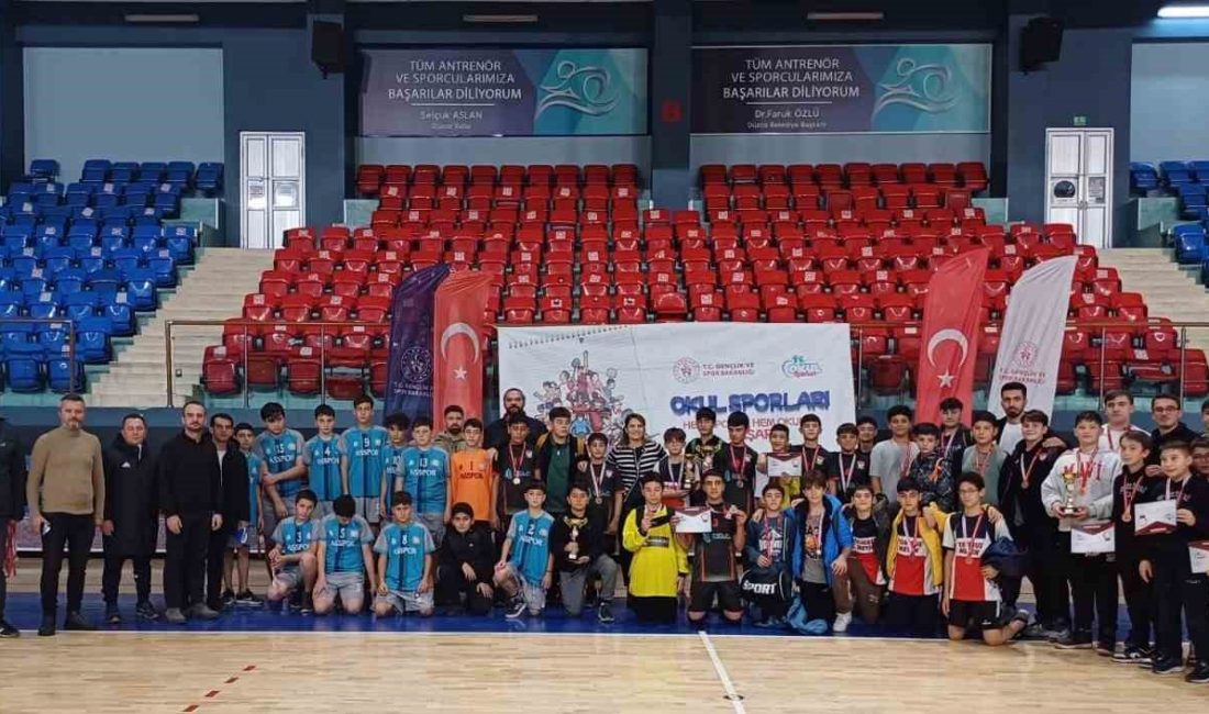 DÜZCE’DE OKUL SPORLARI YILDIZ