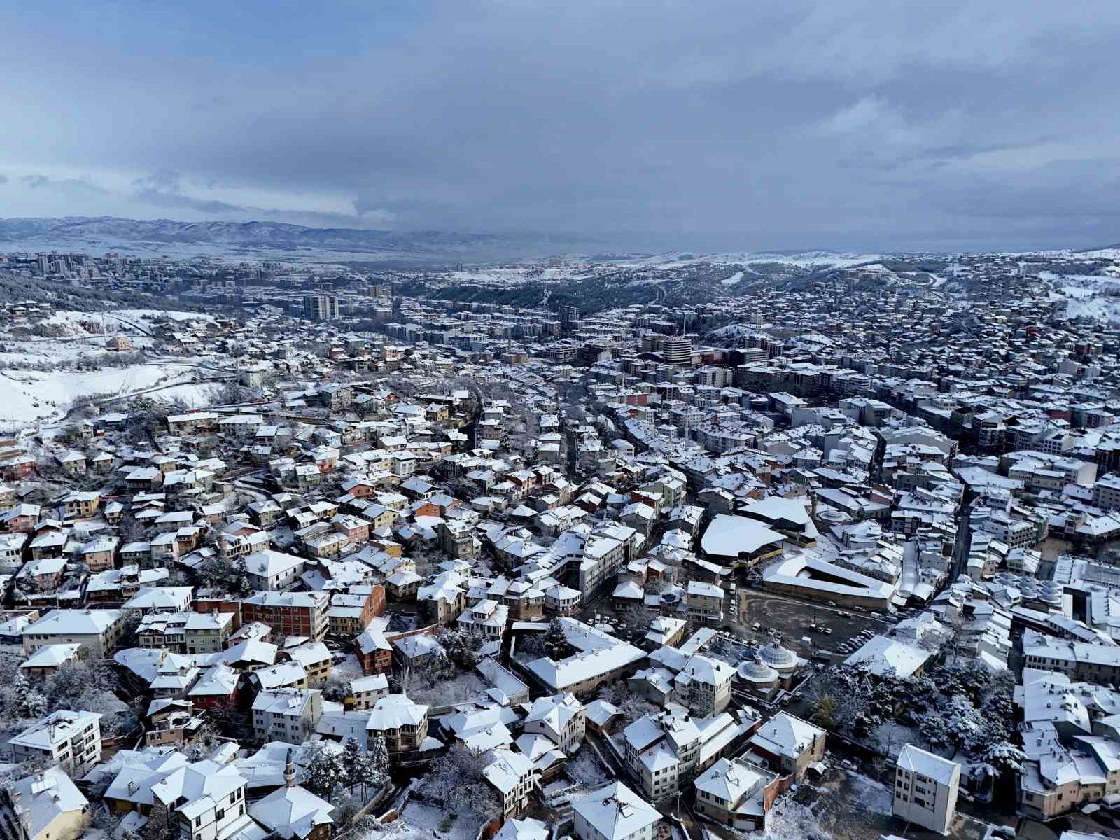 KASTAMONU'DA 2 GÜN BOYUNCA ETKİLİ OLAN KAR YAĞIŞININ ARDINDAN İL
