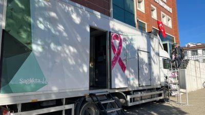 DÜZCE SAĞLIK MÜDÜRLÜĞÜ BÜNYESİNDE BULUNAN MOBİL KANSER TARAMA TIRI İLE
