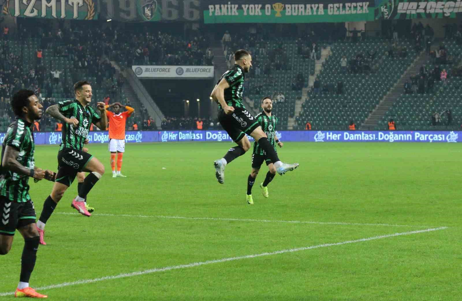 TRENDYOL 1.LİG’İN ON DÖRDÜNCÜ HAFTASINDA KOCAELİSPOR, ADANASPOR’U KONUK ETTİ.