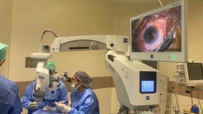 KATARAKT AMELİYATI SONRASINDA SOL GÖZÜNDE GÖRME YETİSİNİ KAYBEDEN 74 YAŞINDAKİ