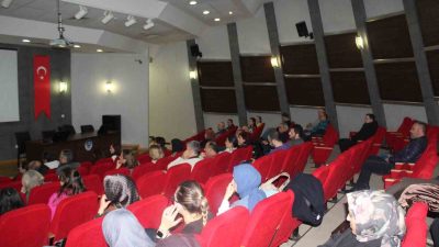 SAKARYA İL SAĞLIK MÜDÜRLÜĞÜ TARAFINDAN AİLE HEKİMLERİNE YÖNELİK “AKILCI İLAÇ