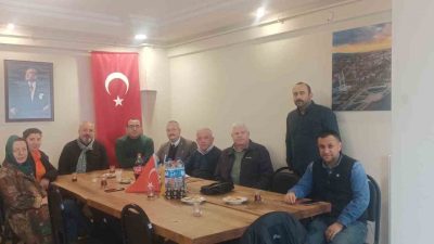 DÜZCE’NİN AKÇAKOCA İLÇESİNDE KURULAN AKÇAKOCA LİSESİ MEZUNLARI DERNEĞİ YÖNETİMİ SİYASİ