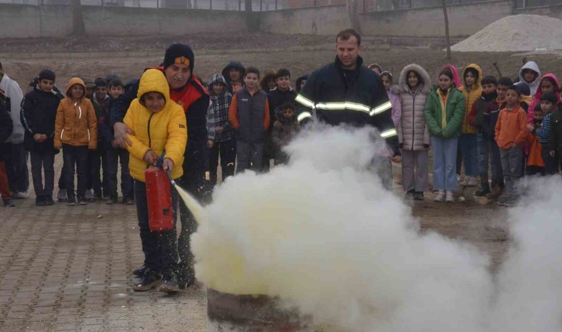 BOZÜYÜK'TE İLK VE ORTAOKUL