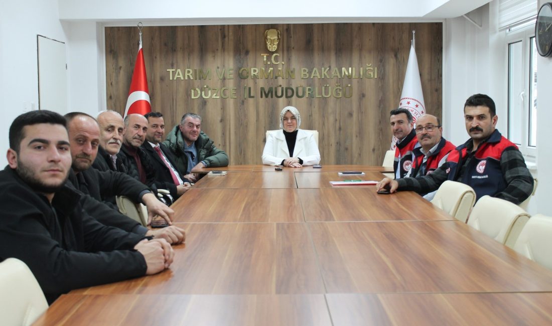 DÜZCE TARIM VE ORMAN MÜDÜRÜ ESRA UZUN, ÇELTİK ÜRETİCİLERİYLE YAPTIĞI