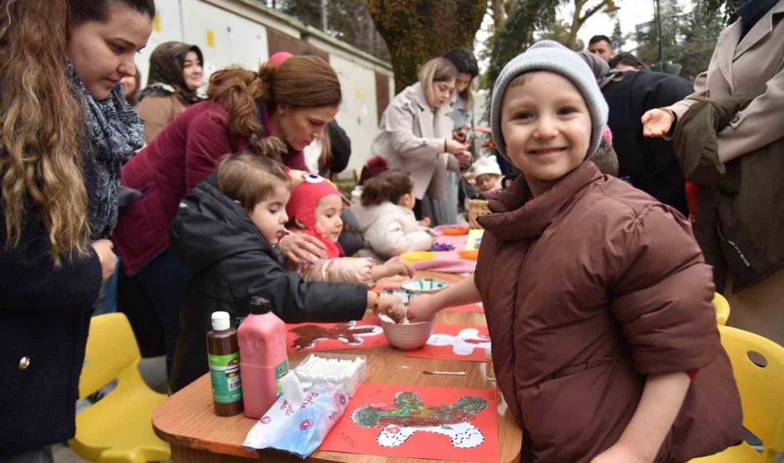 ÇOCUKLAR SANAT SOKAĞI'NDA GÖNÜLLERİNCE