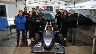 KOCAELİ ÜNİVERSİTESİ'NİN 72 KİŞİLİK FORMULA TAKIMI, 10 YILDA 6 ARAÇ