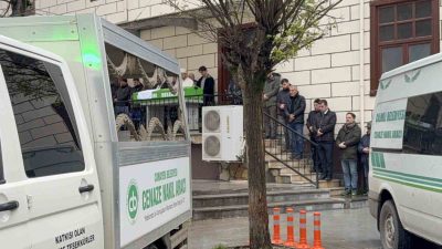 DÜZCE’DE ESKİ ÇALIŞANI TARAFINDAN BIÇAKLANARAK ÖLDÜRÜLEN ENGİN CEBECİ SON YOLCULUĞUNA