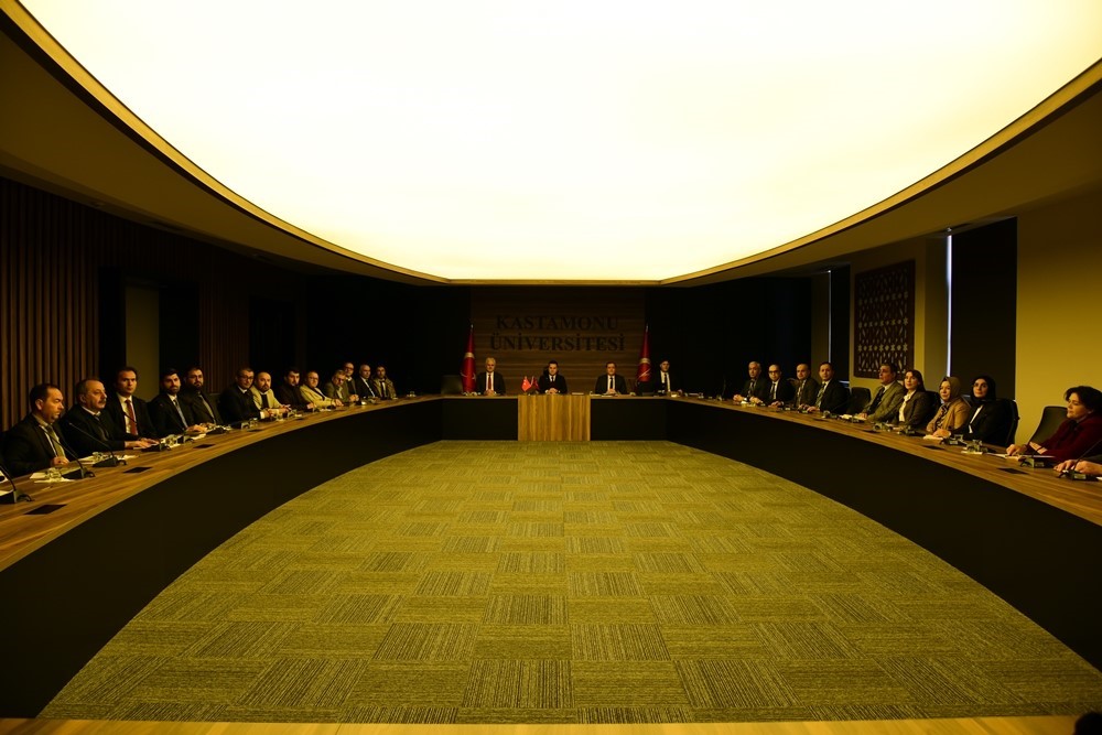 KASTAMONU ÜNİVERSİTESİ SENATOSU, 2024 YILININ SON TOPLANTISINDA 2025 YILI BOYUNCA
