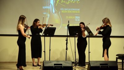 KASTAMONU ÜNİVERSİTESİ EĞİTİM FAKÜLTESİ ÖĞRENCİLERİ TARAFINDAN "YARIYIL KONSERİ" DÜZENLENDİ. KONSERE