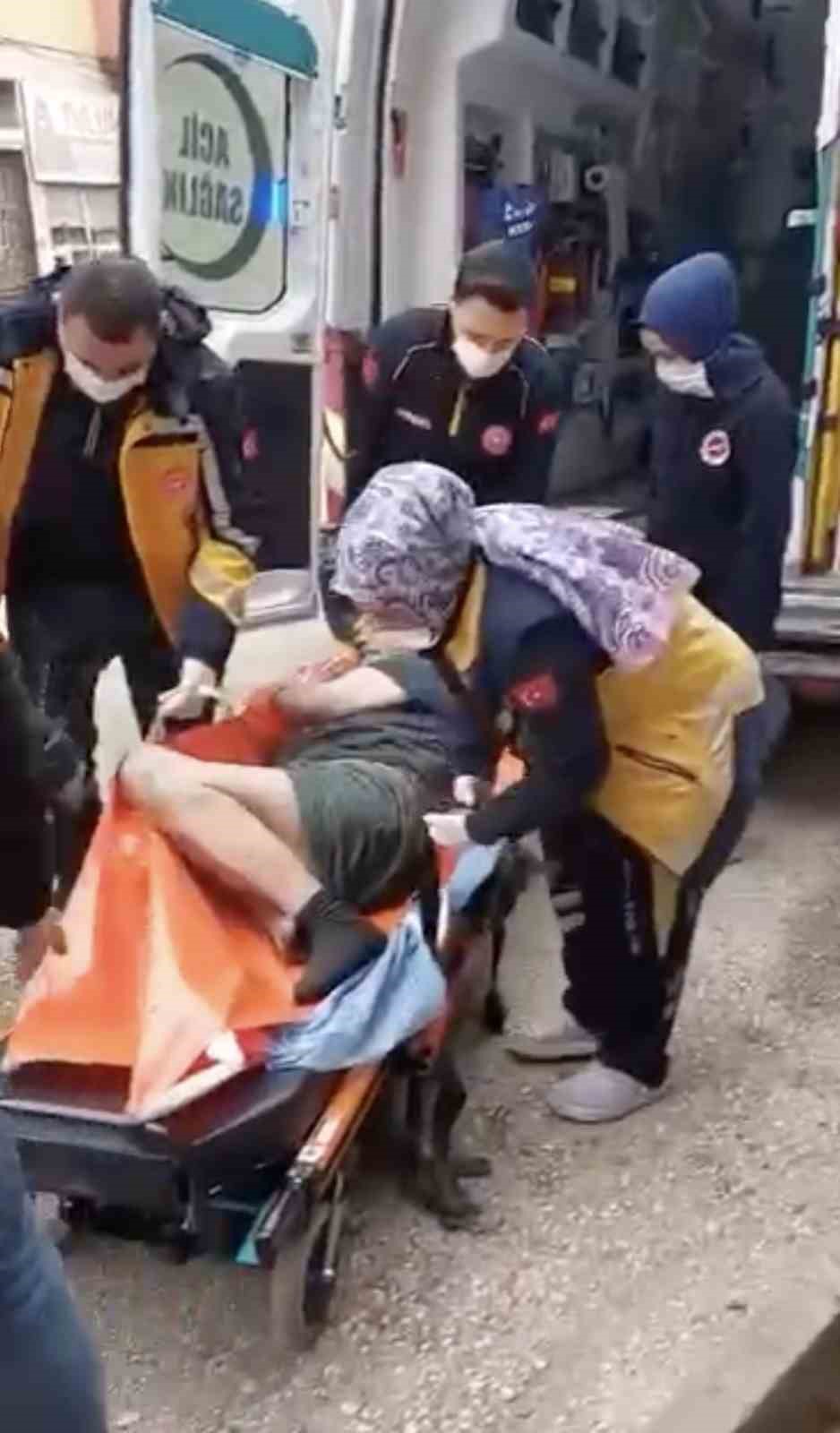 KASTAMONU'DA 10 GÜNDÜR KENDİSİNDEN HABER ALINAMAYAN YAŞLI ADAM EVİNDE BİTKİN