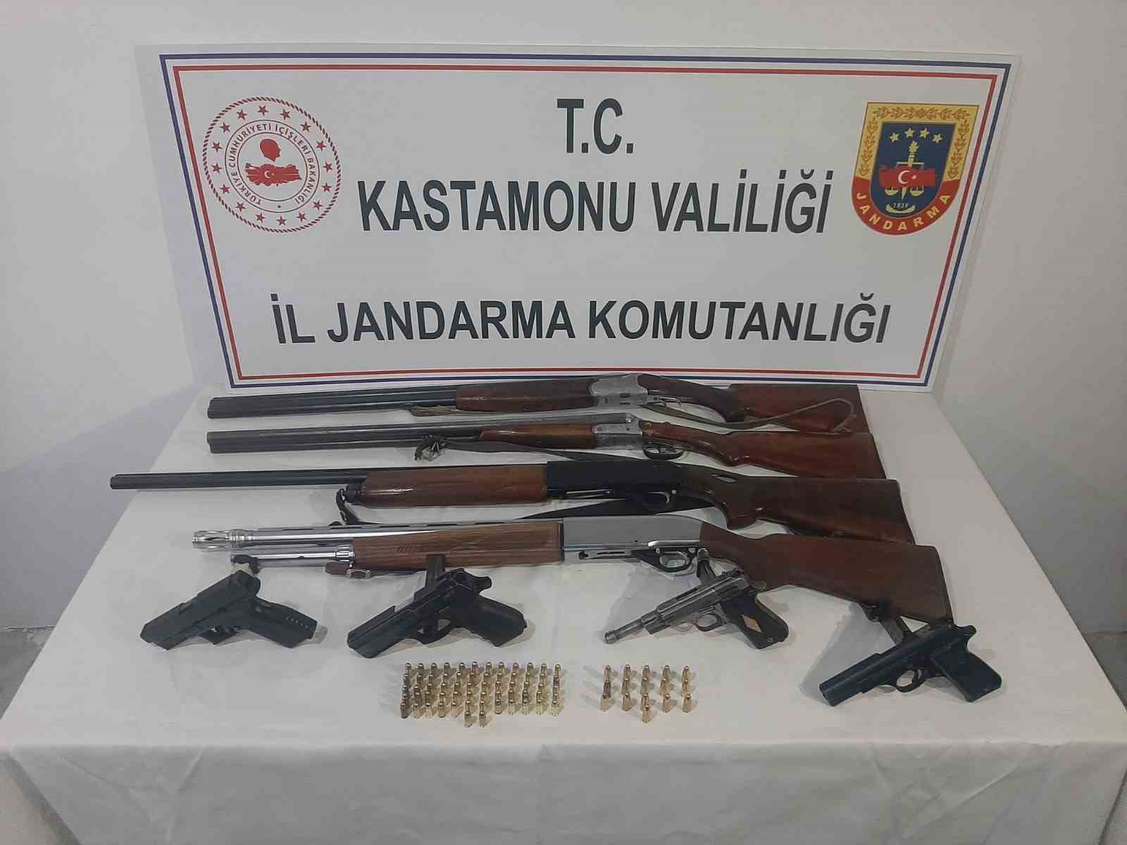 KASTAMONU’NUN DADAY İLÇESİNDE YASADIŞI YOLLAR TEMİN EDİLDİĞİ TESPİT EDİLEN ÇOK