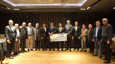 KÖRFEZ BELEDİYESİ, İLÇEDE BULUNAN AMATÖR SPOR KULÜPLERİNE VERDİĞİ DESTEĞİ BU