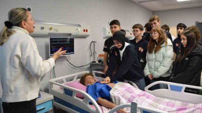 DÜZCE ÖZEL NOMİNAL BİLİM FEN VE ANADOLU LİSESİ ÖĞRENCİLERİ, AKADEMİK