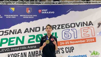 MİLLİ BAŞARILI GENÇ SPORCU ALTUĞ GESGE, MADALYAYA DOYMUYOR.