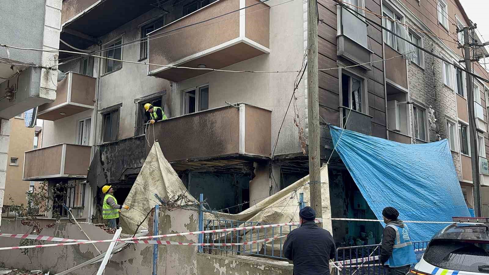 KOCAELİ'NİN DARICA İLÇESİNDE 13 KİŞİNİN YARALANDIĞI DOĞAL GAZ PATLAMASININ MEYDANA