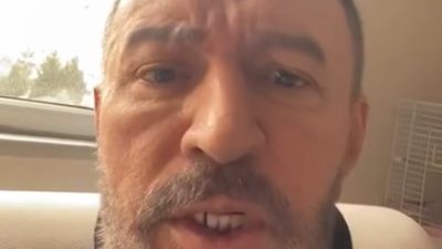 ÜNLÜ SANATÇI MUSTAFA TOPALOĞLU, GMG KASTAMONUSPOR’A 100 BİN LİRA BAĞIŞTA