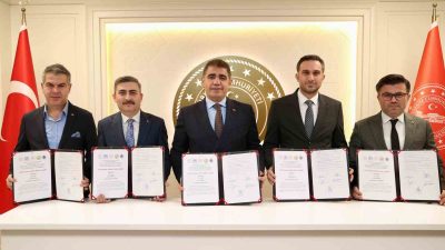 DÜZCE’DE HAYATA GEÇİRİLEN SPOR MAHALLEMDE YEREL LİGLERİ: MAHALLELERDEN BAŞLAYAN BİRLİK,