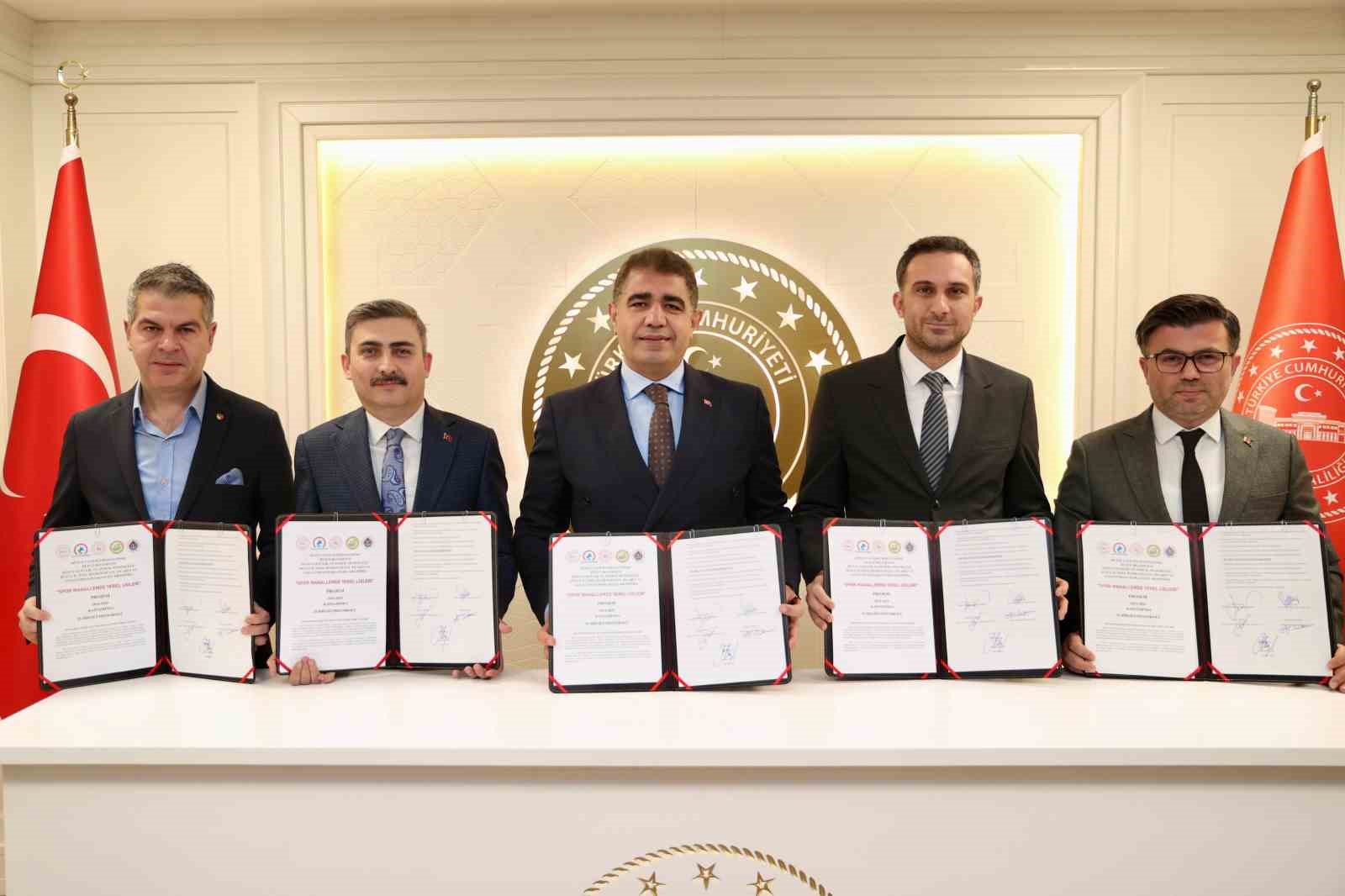 DÜZCE’DE HAYATA GEÇİRİLEN SPOR MAHALLEMDE YEREL LİGLERİ: MAHALLELERDEN BAŞLAYAN BİRLİK,
