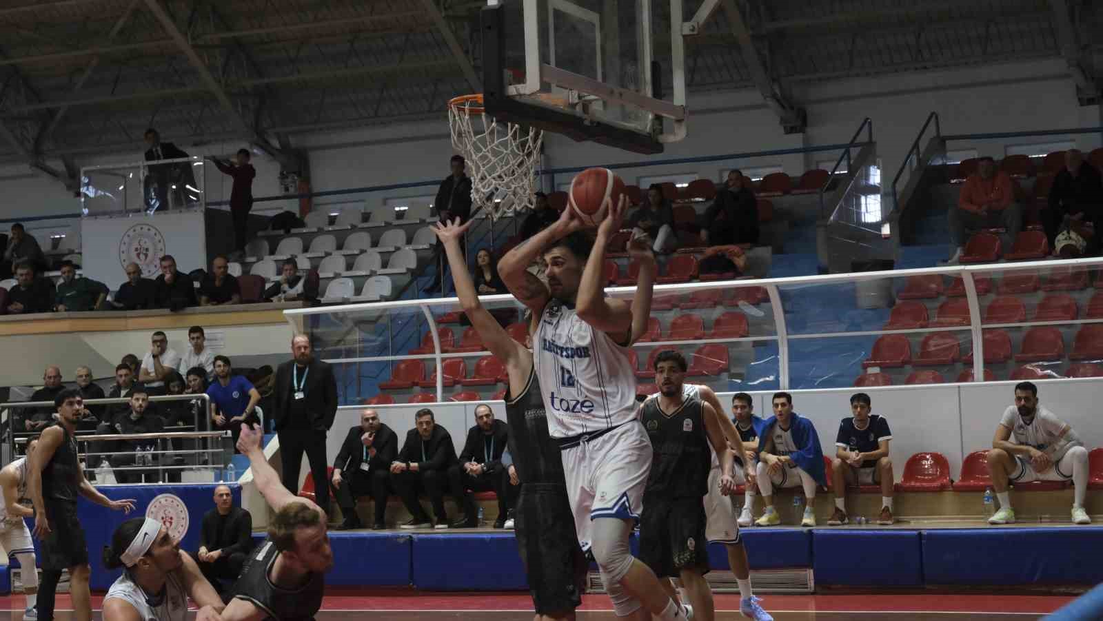 TÜRKİYE BASKETBOL 2.LİGİ’NİN SEKİZİNCİ HAFTASINDA LİDER KOCAELİ BÜYÜKŞEHİR BELEDİYE KAĞITSPOR,