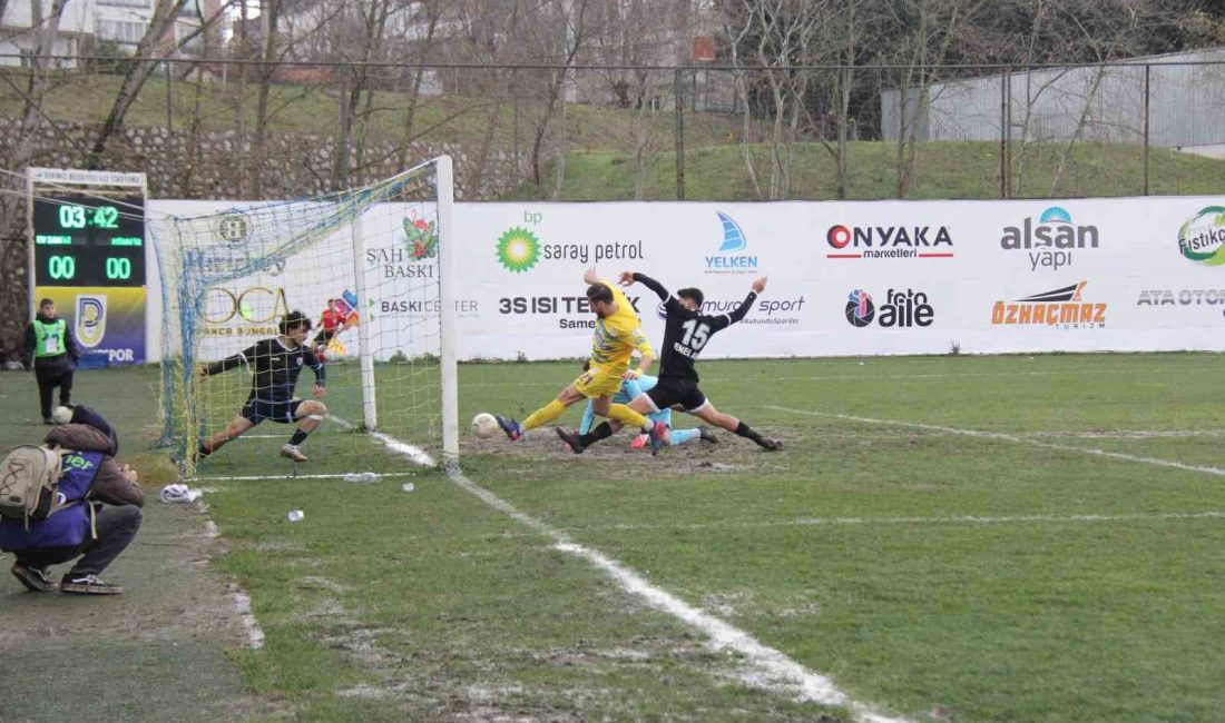 BELEDİYE DERİNCESPOR'UN MAÇIN BAŞINDA