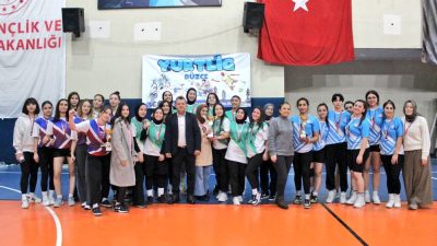 DÜZCE GENÇLİK VE SPOR MÜDÜRLÜĞÜ YURTLİG KIZLAR BASKETBOL TURNUVASI ŞAMPİYONU